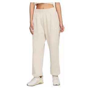 Nike essential sweatpants